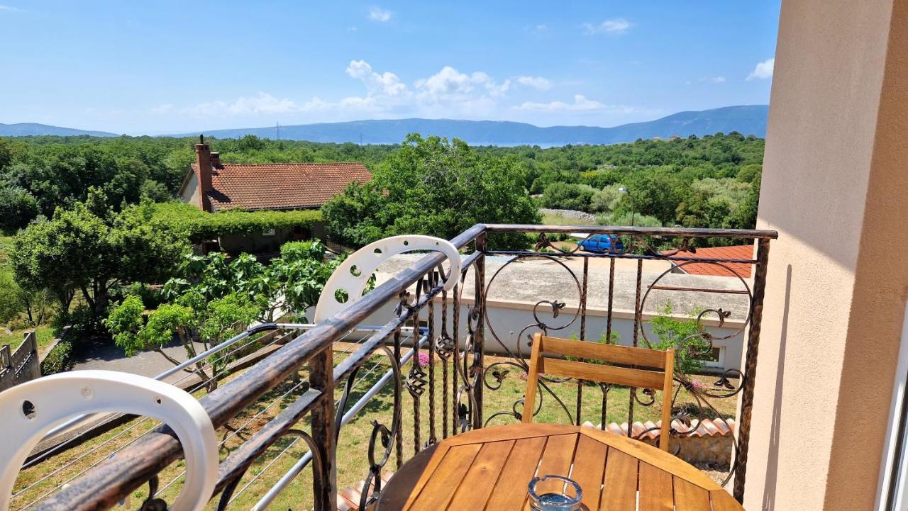 Apartments Pinezic Skrbcici Luaran gambar