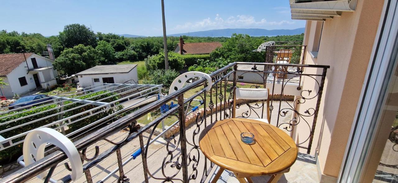 Apartments Pinezic Skrbcici Luaran gambar