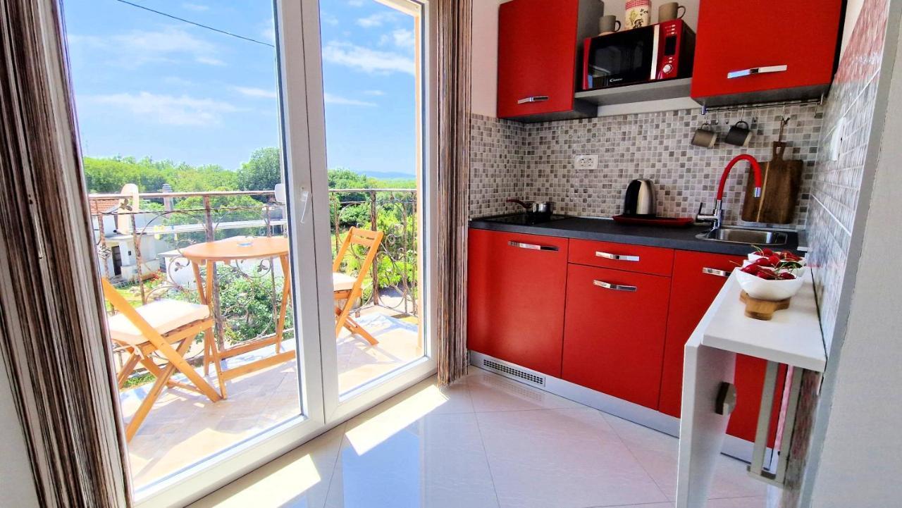Apartments Pinezic Skrbcici Luaran gambar