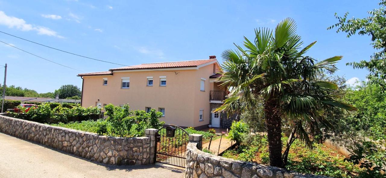 Apartments Pinezic Skrbcici Luaran gambar